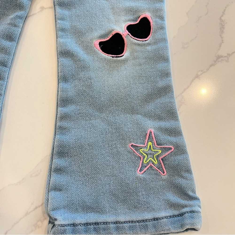 Flared Kids Toddler Jeans with Star &‎ Sunglasses Patches 3T - Picture 4 of 8